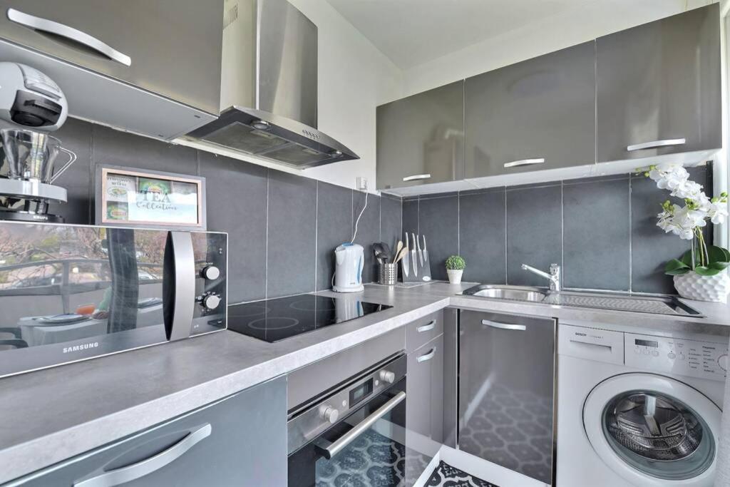 Studio Renov*Fibre*Parking 3 Min Gare De St-Louis Apartment Saint-Louis  Exterior photo